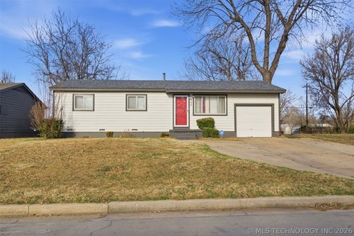 5234 N Kenosha Ave, Tulsa, OK, 74126-2724 | Card Image