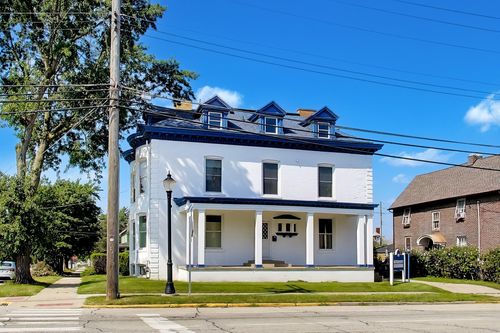 831 Washington St, Michigan City, IN, 46360-3509 | Card Image