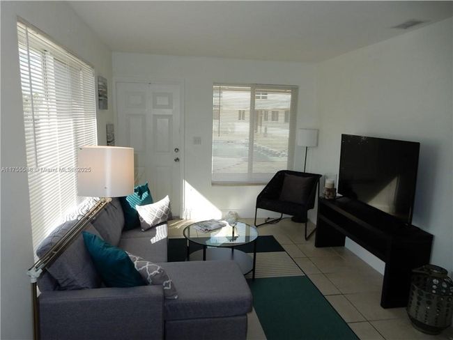 231 Sw 15 Th St, Home with 0 bedrooms, 0 bathrooms and 12 parking in Pompano Beach FL | Image 13