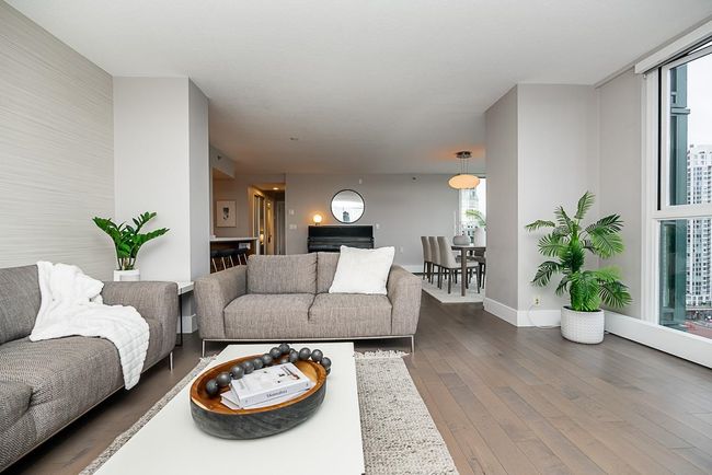 1703 - 289 Drake Street, Condo with 2 bedrooms, 2 bathrooms and 2 parking in Vancouver BC | Image 11