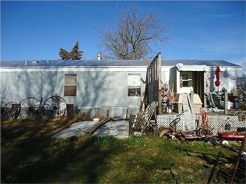 327th Ln, Perry, IA 50220