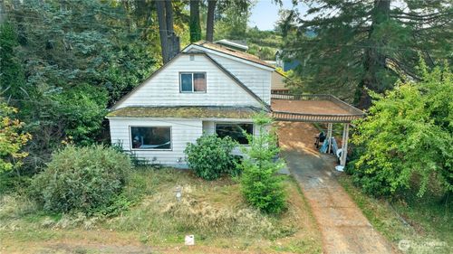 353 E Oak St, Shelton, WA, 98584-3133 | Card Image