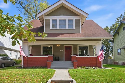 2202 Crescent Ave, Fort Wayne, IN, 46805-4433 | Card Image