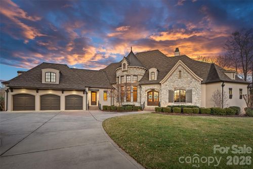 5727 Challisford Ln, Charlotte, NC, 28226-2628 | Card Image