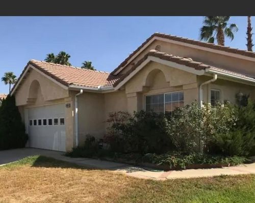 2890 Summer Set Cir, Banning, CA, 92220-3728 | Card Image
