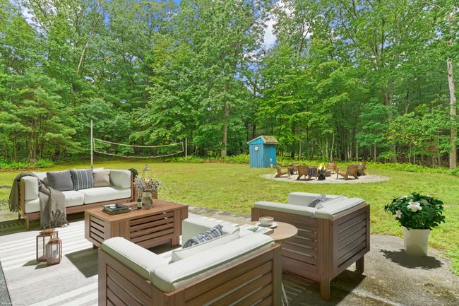142 Sunset Dr, House other with 3 bedrooms, 3 bathrooms and 6 parking in Killingly CT | Image 36