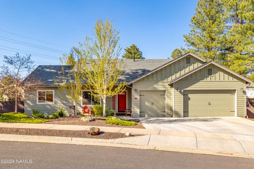 24 E Tranquil Ln, Flagstaff, AZ, 86005-8002 | Card Image