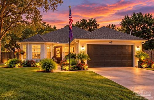 6613 Fairmont St, Navarre, FL, 32566-8135 | Card Image