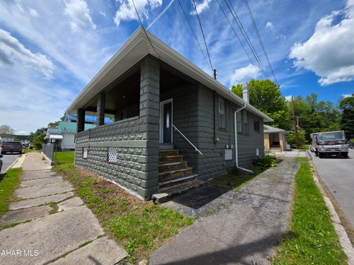 2700 Pine Avenue, Altoona, PA, 16601 | Card Image