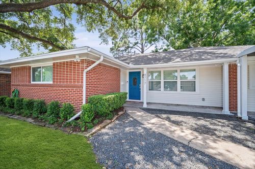 4717 Chrystell Ln, Houston, TX, 77092-3510 | Card Image