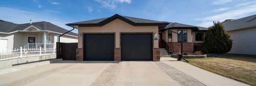 158 Sunrise Rd Sw, Medicine Hat, AB, T1B4S1 | Card Image