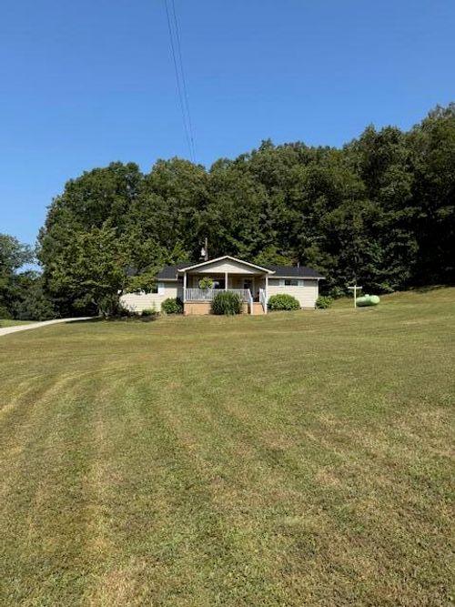 1823 Kinney Rd, Garrison, KY, 41141-8216 | Card Image