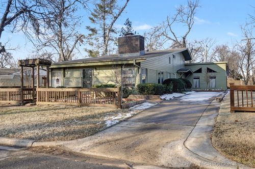 5606 S Trenton Ave, Tulsa, OK, 74105-8030 | Card Image