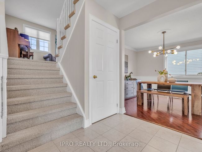 626 Deerhurst Dr, House other with 3 bedrooms, 3 bathrooms and 4 parking in Burlington ON | Image 11