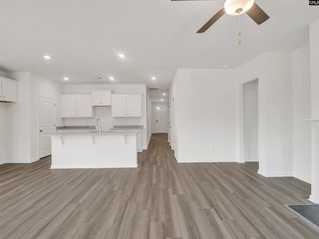 402 Raglins Way, House other with 3 bedrooms, 2 bathrooms and null parking in Lugoff SC | Image 11