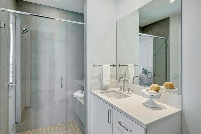UNIT-605 - 2323 W Main St, Condo with 2 bedrooms, 3 bathrooms and 2 parking in Houston TX | Image 17