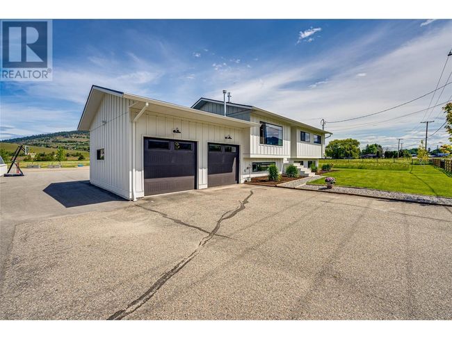 8935 Kalamalka Rd, House other with 4 bedrooms, 3 bathrooms and 30 parking in Coldstream BC | Image 46