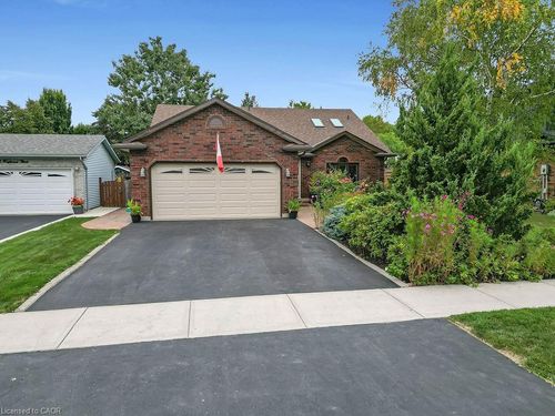 30 Highland Blvd, Caledonia, ON, N3W1G6 | Card Image