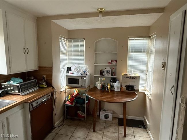 Kitchen | Image 11