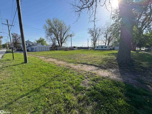 111 N 2nd St, Red Oak, IA, 51566-2213 | Card Image