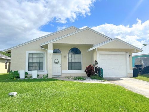 5879 Se Wilsie Dr, Stuart, FL, 34997-8013 | Card Image