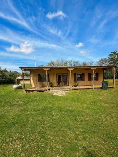 1007 Private Rd, Giddings, TX, 78942 | Card Image