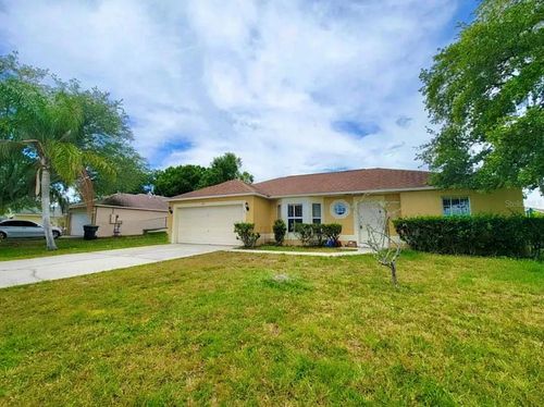 462 Lark Ct, POINCIANA, FL, 34759-4429 | Card Image