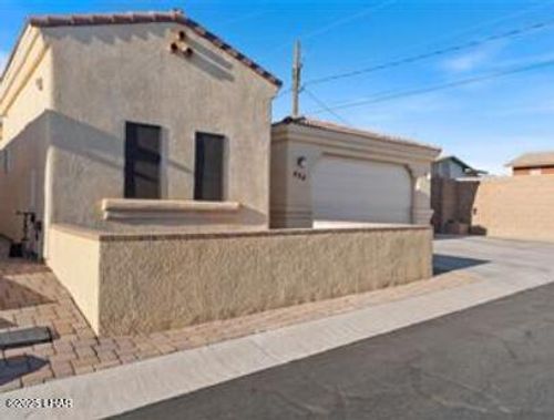 424 Noland Ct, Lake Havasu City, AZ, 86403-2913 | Card Image