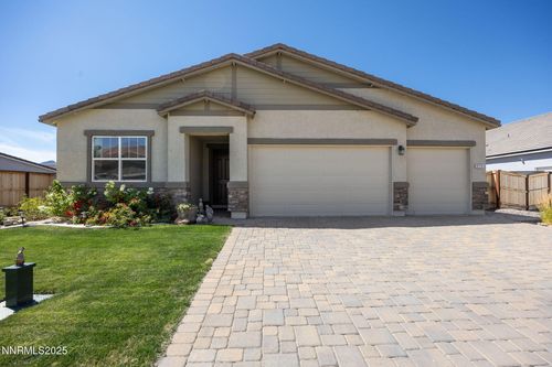 8310 Endsley Dr, Verdi, NV, 89439-8041 | Card Image