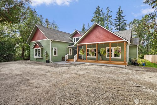 13206 Goodnough Dr Nw, Gig Harbor, WA, 98332-8639 | Card Image