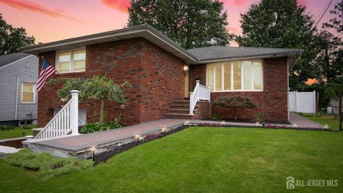 29 Cornell St, Avenel, NJ, 07001-1827 | Card Image