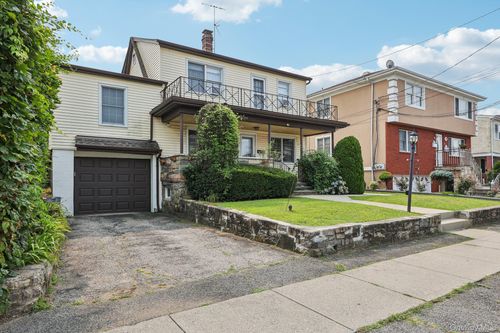 60 Park Ave, Harrison, NY, 10528-4414 | Card Image