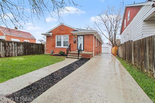 7260 Warwick St, Detroit, MI, 48228-3316 | Card Image