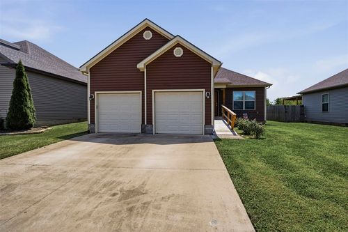 7162 Seagraves Ct, Bowling Green, KY, 42101-6607 | Card Image