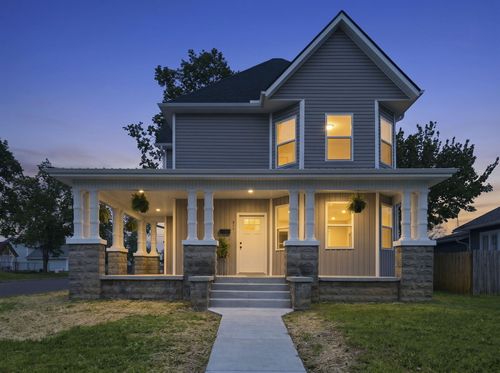 311 2nd St, Monett, MO, 65708-2319 | Card Image