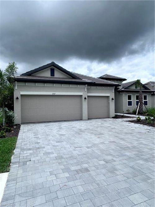11017 Hanging Vine Dr, FORT MYERS, FL, 33913-9763 | Card Image