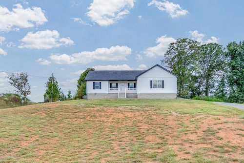 121 Hutchings College Rd, Sparta, TN, 38583-6903 | Card Image