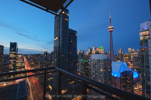 5206-11 Brunel Crt, Toronto, ON, M5V3Y3 | Card Image