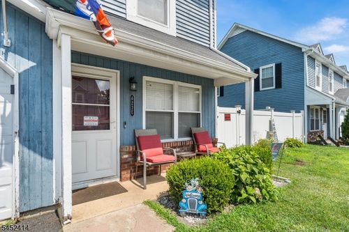 422 E Front St, Plainfield, NJ, 07060-1363 | Card Image