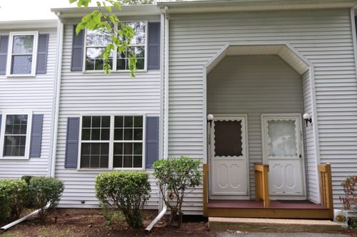 apt-172-745 Merrow Rd, Coventry, CT, 06238-1372 | Card Image