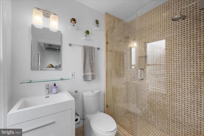 APT-2 - 1508 R St Nw, Condo with 2 bedrooms, 2 bathrooms and null parking in WASHINGTON DC | Image 7