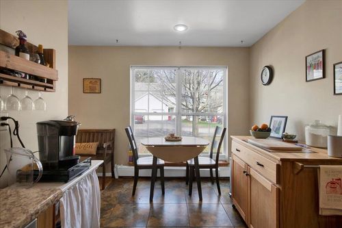 2-100 Indian Cir, Colchester, VT, 05446-7260 | Card Image