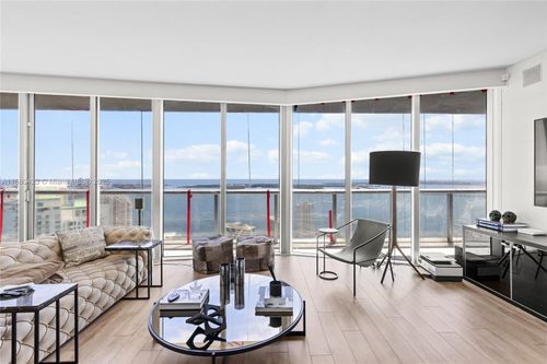 apt-4901-465 Brickell Ave, Miami, FL, 33131-4022 | Card Image