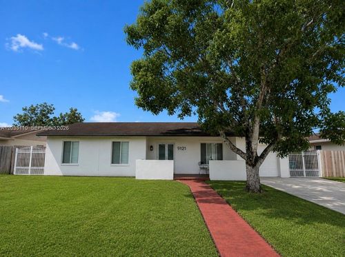 11104 Sw 155th Ter, Miami, FL, 33157-1253 | Card Image