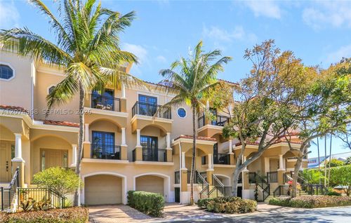 703-703 Del Sol Cir, Tequesta, FL, 33469-2229 | Card Image