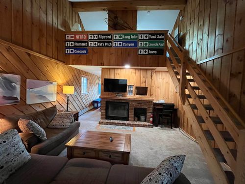 9f-9F Brumms Way, Dover, VT, 05356 | Card Image