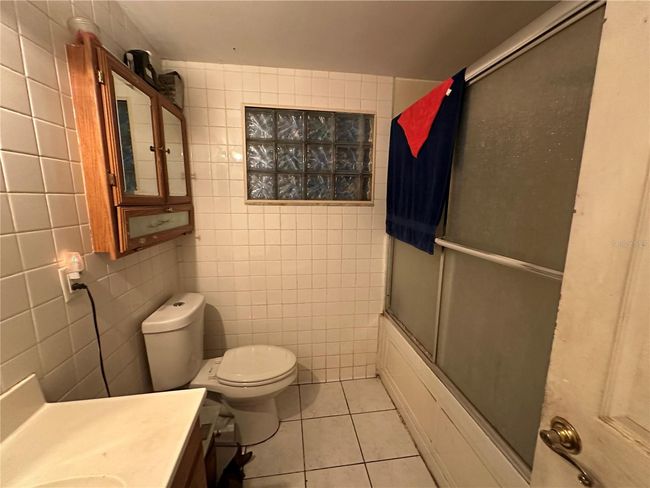 Bathroom | Image 11