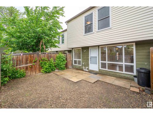 528 Abbottsfield Rd Nw, Edmonton, AB, T5W4R3 | Card Image