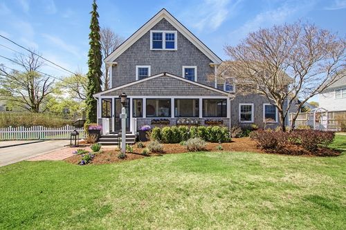 17 Ocean Ave, Scituate, MA, 02066-1625 | Card Image