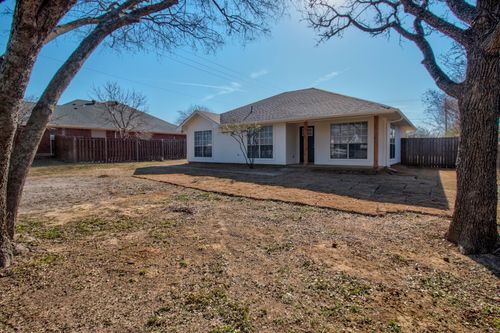 651 Lakeshore Blvd, Oak Point, TX, 75068-2102 | Card Image